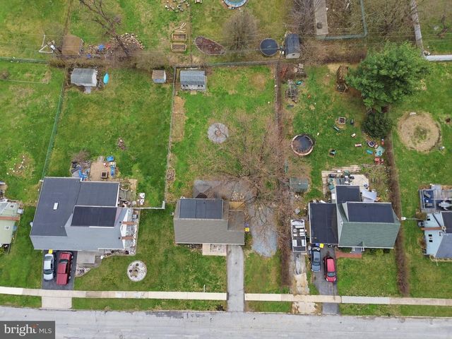 139 SYLVAN DR, York, PA 17402