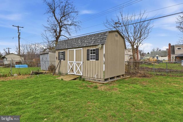 139 SYLVAN DR, York, PA 17402