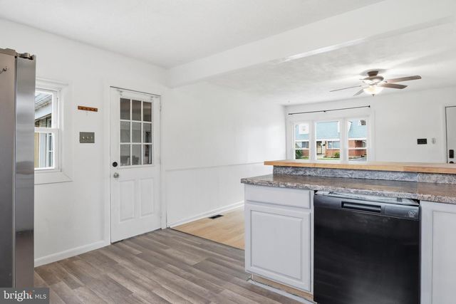 139 SYLVAN DR, York, PA 17402