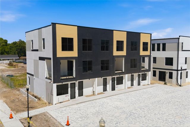 4355 FONTANAROSA VILLAGE COURT, Tampa, FL 33614