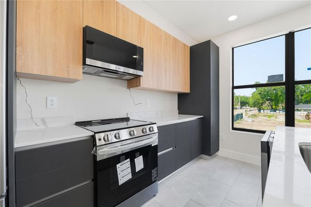 4355 FONTANAROSA VILLAGE COURT, Tampa, FL 33614