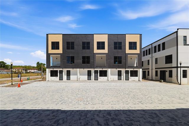 4355 FONTANAROSA VILLAGE COURT, Tampa, FL 33614