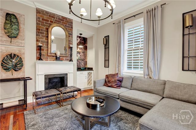 524 E Jones Street, Savannah, GA 31401