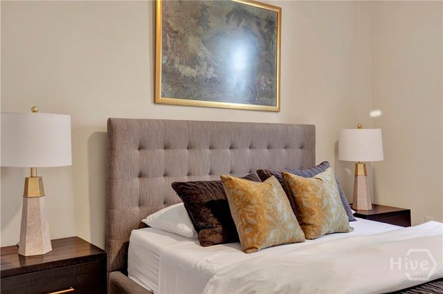 524 E Jones Street, Savannah, GA 31401