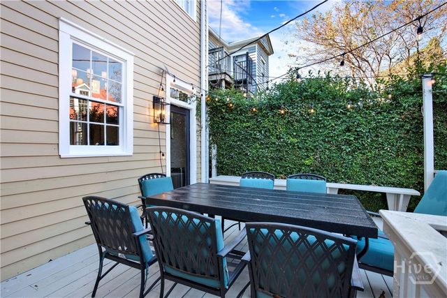 524 E Jones Street, Savannah, GA 31401