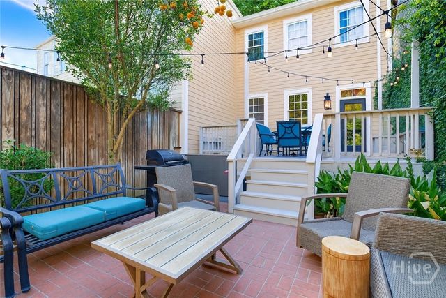 524 E Jones Street, Savannah, GA 31401