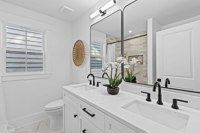 7 Larnes Street, Charleston, SC 29403