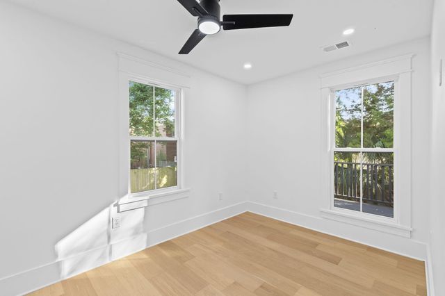 7 Larnes Street, Charleston, SC 29403
