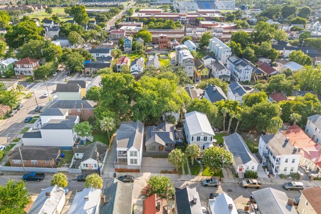 7 Larnes Street, Charleston, SC 29403