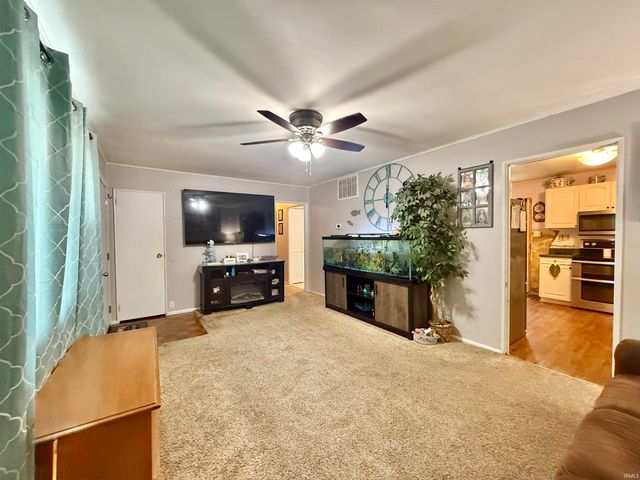 724 Sheffield Drive, Evansville, IN 47710