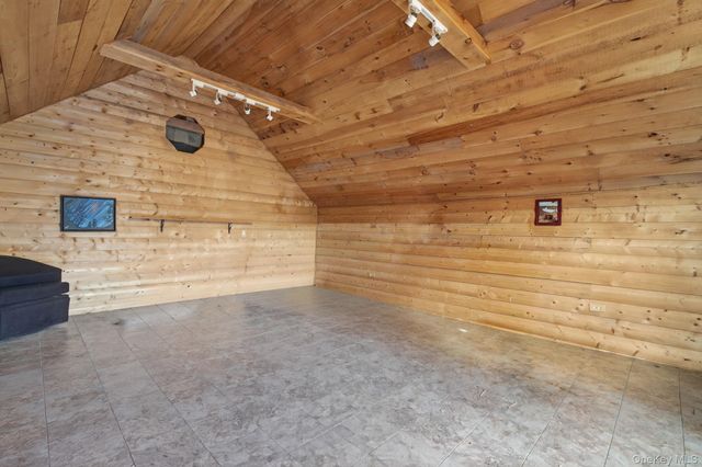 5030 State Route 213, Olivebridge, NY 12461