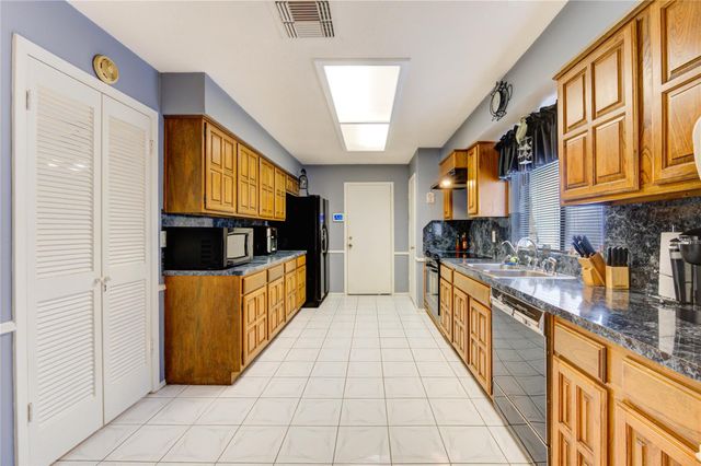 6006 Ogden Forest Drive, Houston, TX 77088