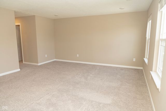 160 Thorpe Drive, Whiteland, IN 46184