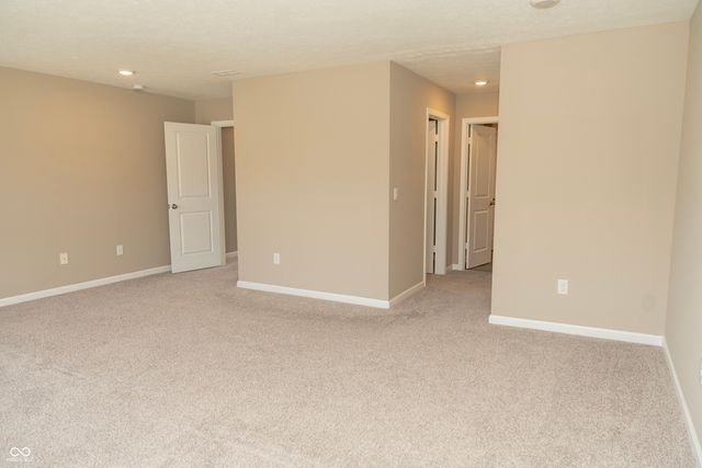 160 Thorpe Drive, Whiteland, IN 46184