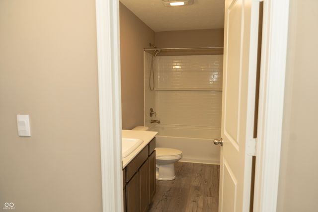 160 Thorpe Drive, Whiteland, IN 46184