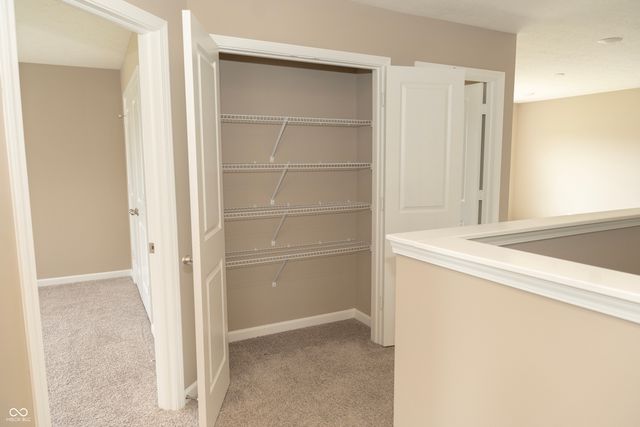 160 Thorpe Drive, Whiteland, IN 46184