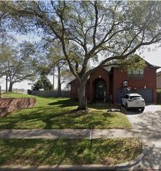 107 High Meadows Drive, Sugar Land, TX 77479