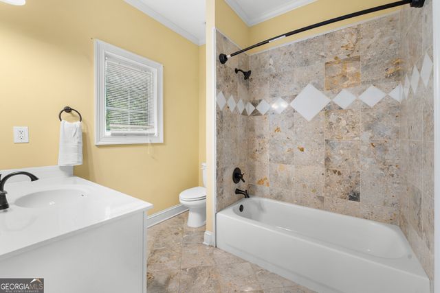 1001 Laurel Ridge Drive, Mcdonough, GA 30252