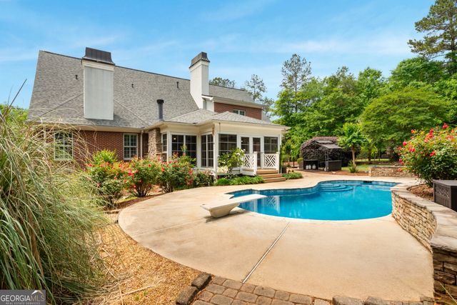 1001 Laurel Ridge Drive, Mcdonough, GA 30252
