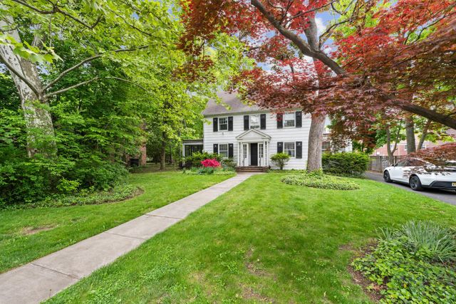 819 ROANOKE AVE, Elizabeth, NJ 07208
