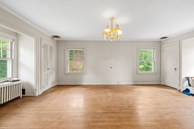 819 ROANOKE AVE, Elizabeth, NJ 07208
