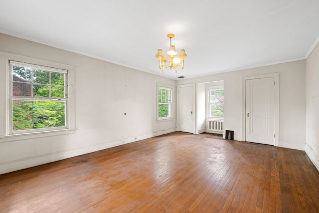 819 ROANOKE AVE, Elizabeth, NJ 07208