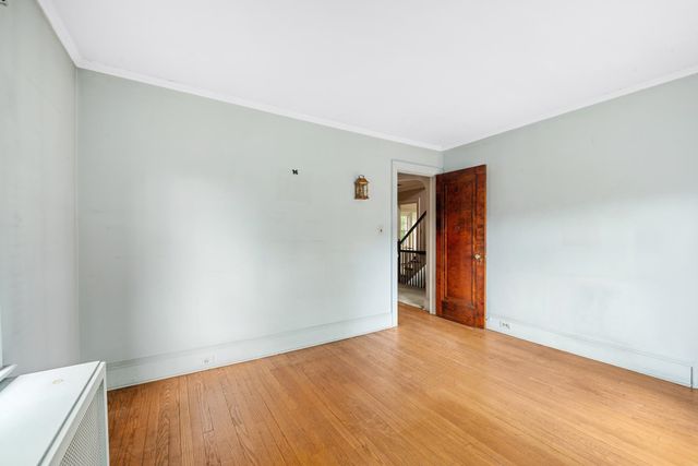 819 ROANOKE AVE, Elizabeth, NJ 07208