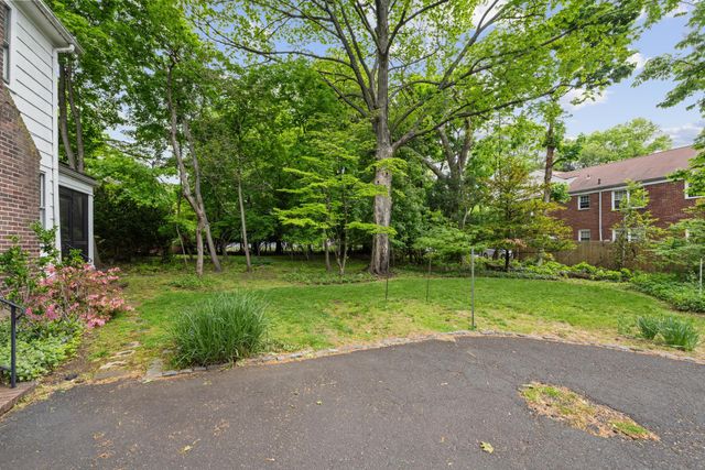 819 ROANOKE AVE, Elizabeth, NJ 07208