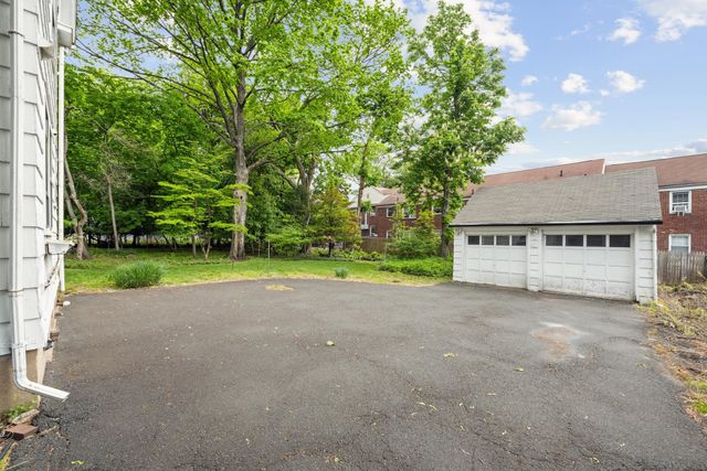 819 ROANOKE AVE, Elizabeth, NJ 07208