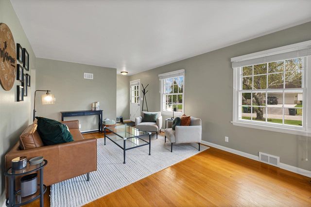 1245 121st STREET, Wauwatosa, WI 53226