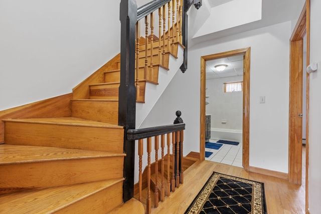 21 Parker St, Boston, MA 02129