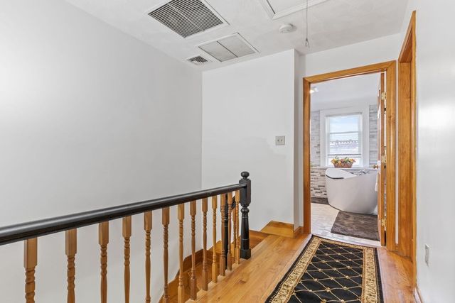 21 Parker St, Boston, MA 02129