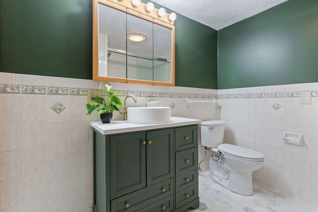 21 Parker St, Boston, MA 02129