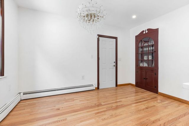 21 Parker St, Boston, MA 02129