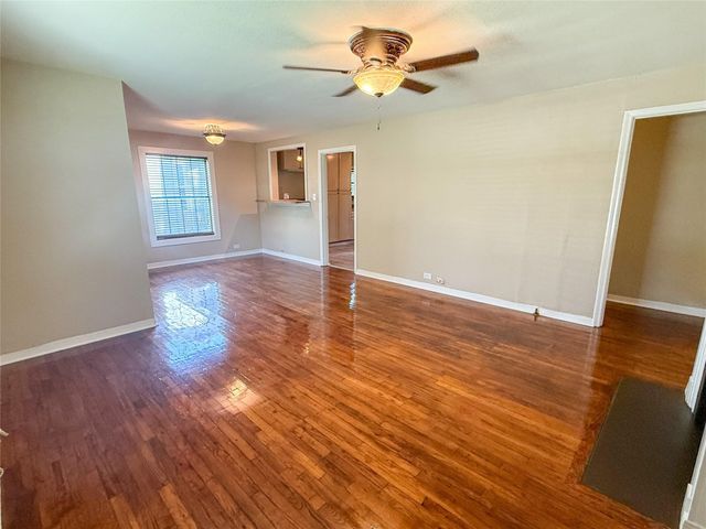 104 Dixon Street, Cleburne, TX 76033