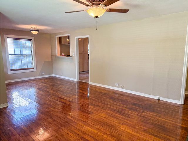 104 Dixon Street, Cleburne, TX 76033