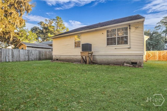 244 Stonebridge Drive, Savannah, GA 31410