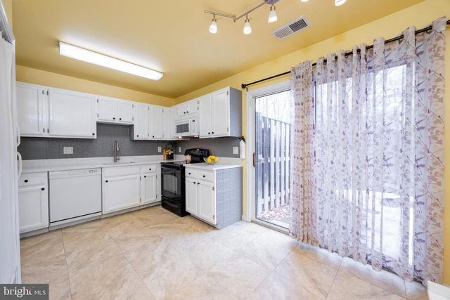 5919 FIRST LANDING WAY, Burke, VA 22015