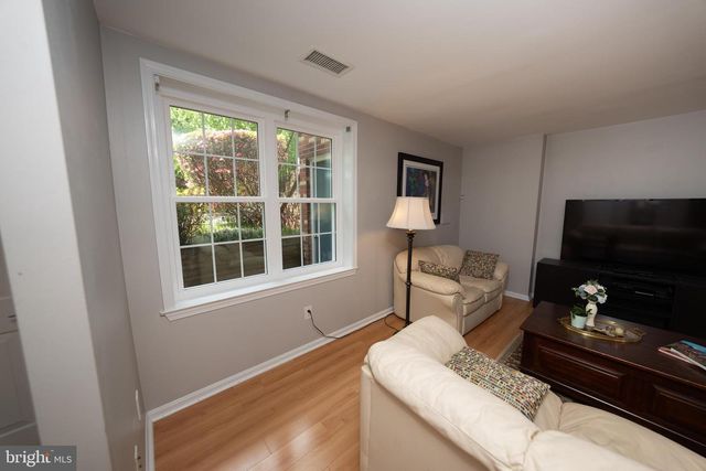 5919 FIRST LANDING WAY, Burke, VA 22015