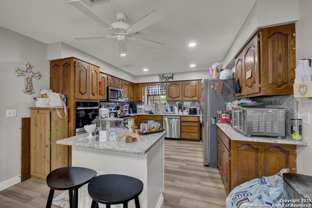 3130 Green Valley, Cibolo, TX 78108