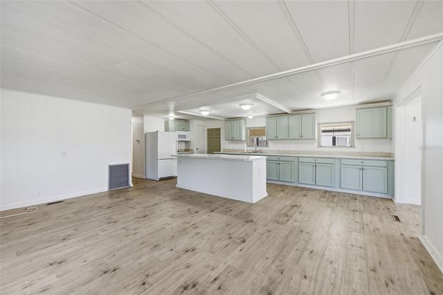 15372 BROOKRIDGE BOULEVARD, Brooksville, FL 34613