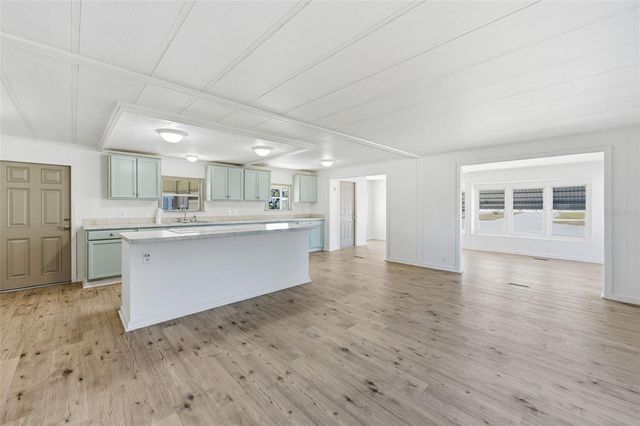 15372 BROOKRIDGE BOULEVARD, Brooksville, FL 34613