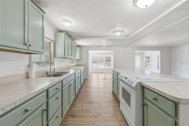 15372 BROOKRIDGE BOULEVARD, Brooksville, FL 34613