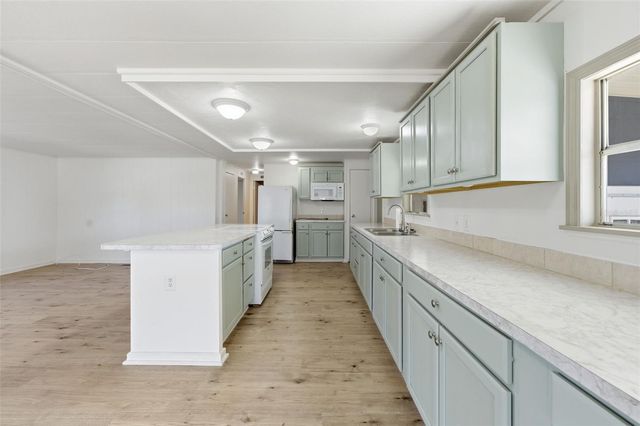 15372 BROOKRIDGE BOULEVARD, Brooksville, FL 34613