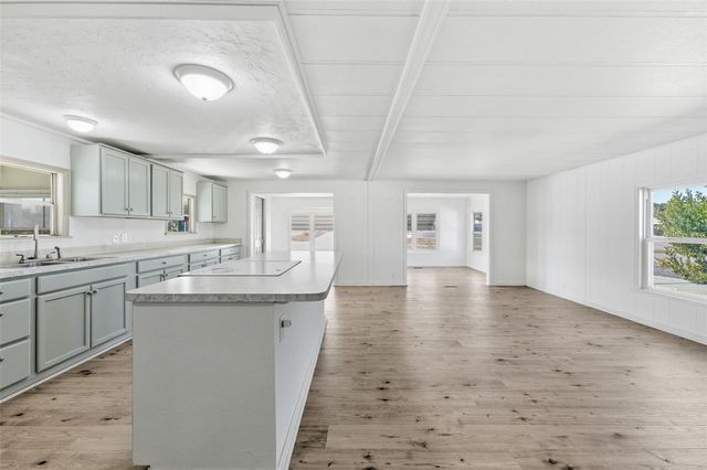 15372 BROOKRIDGE BOULEVARD, Brooksville, FL 34613