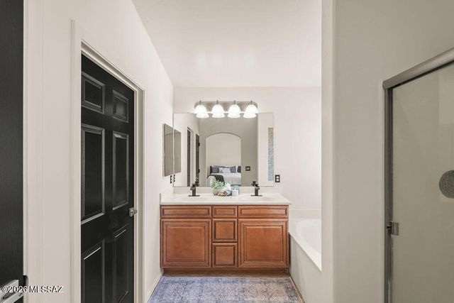 7130 S Oakbank Drive, Tucson, AZ 85757