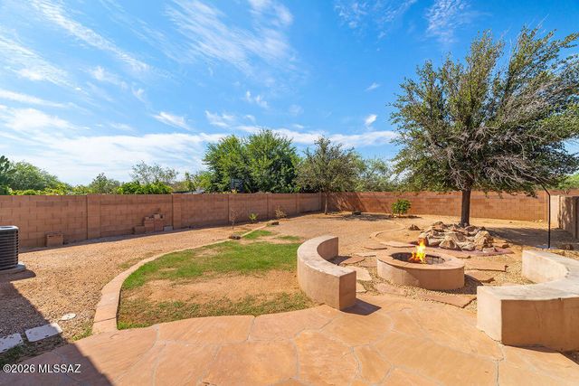 7130 S Oakbank Drive, Tucson, AZ 85757
