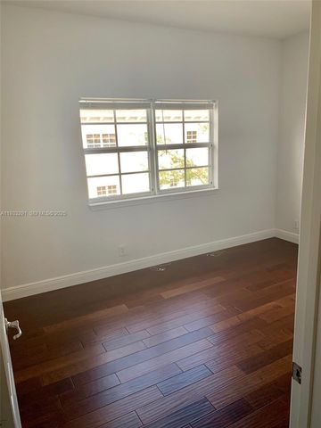 218 SW 6th Pl, Pompano Beach, FL 33060