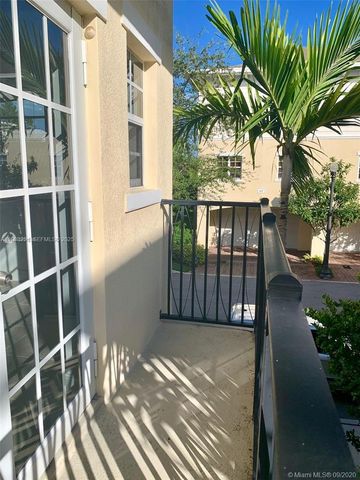 218 SW 6th Pl, Pompano Beach, FL 33060