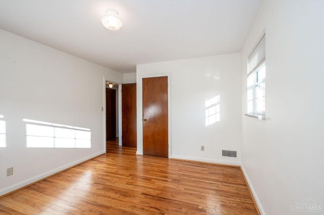 111 Wrenwood Lane, Terrace Park, OH 45174